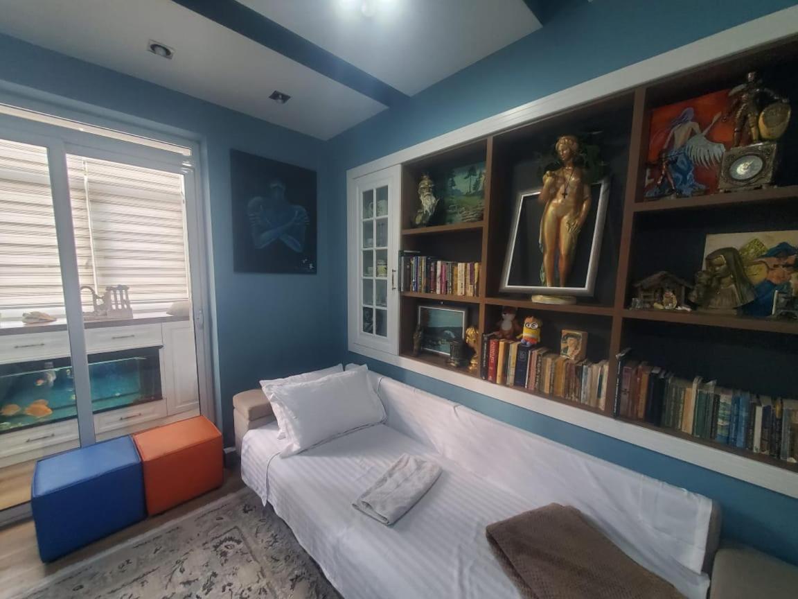 Apartamenti8 Korca Bagian luar foto